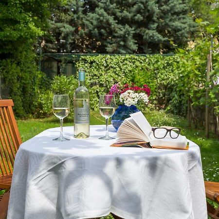 Casa Flora 3-Minutes' Walk From The Beach Novigrad Istria エクステリア 写真