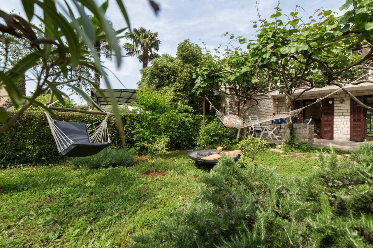 Casa Flora 3-Minutes' Walk From The Beach Novigrad Istria エクステリア 写真