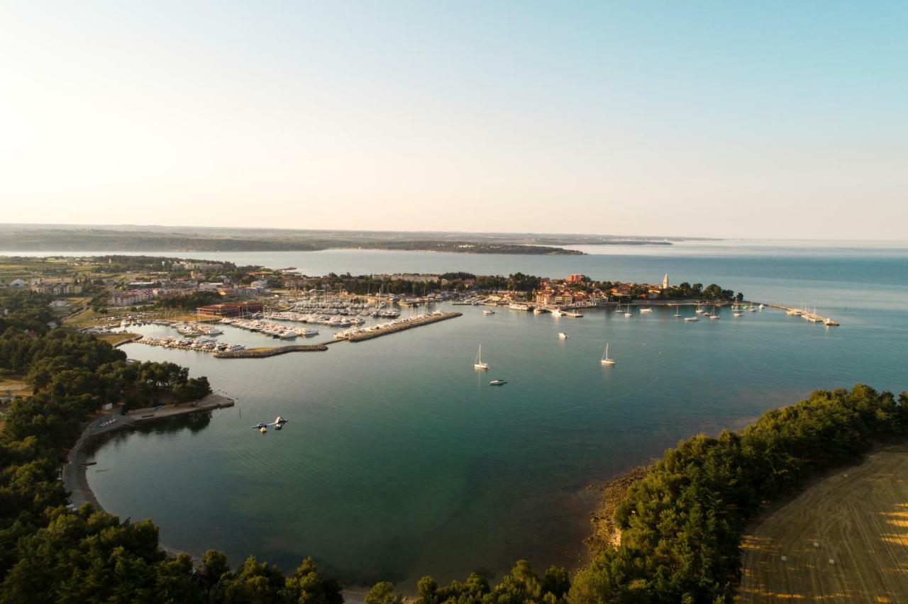 Casa Flora 3-Minutes' Walk From The Beach Novigrad Istria エクステリア 写真